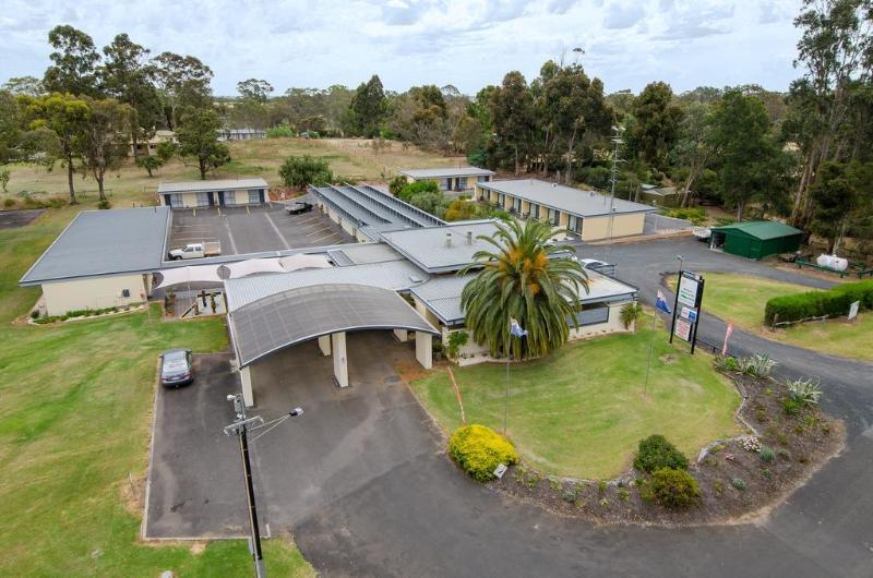 William Macintosh Motor Lodge Naracoorte Extérieur photo