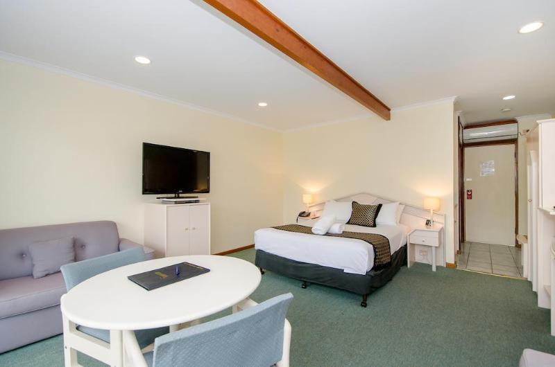 William Macintosh Motor Lodge Naracoorte Extérieur photo